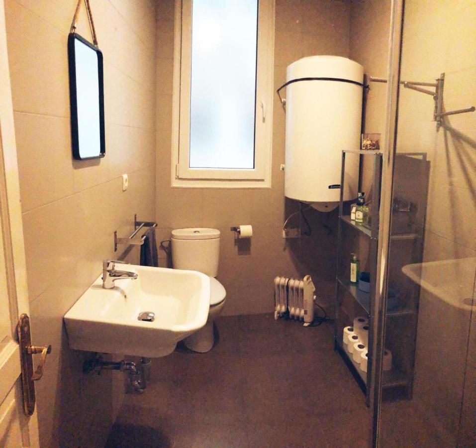 Vivienda Turistica Centrica Junto Al Museo Con Wifi Apartamento Bilbau Exterior foto